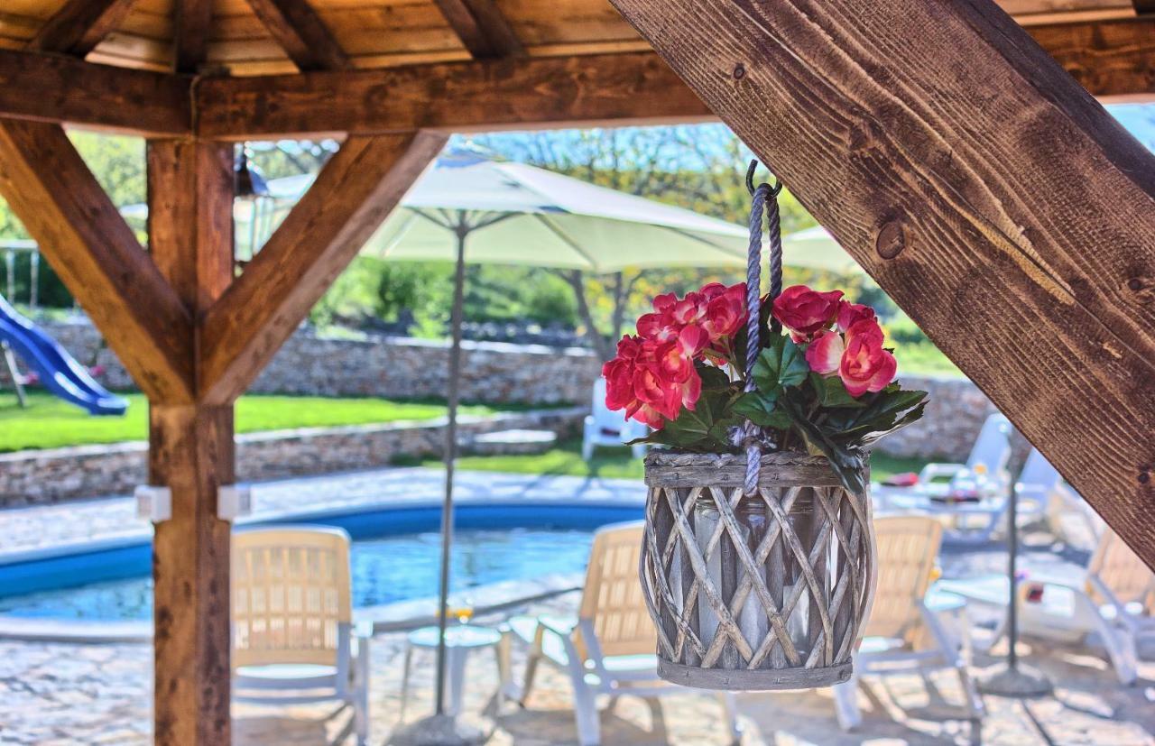 Biorine Dalmatia Stone House - Heated Pool旅馆 外观 照片