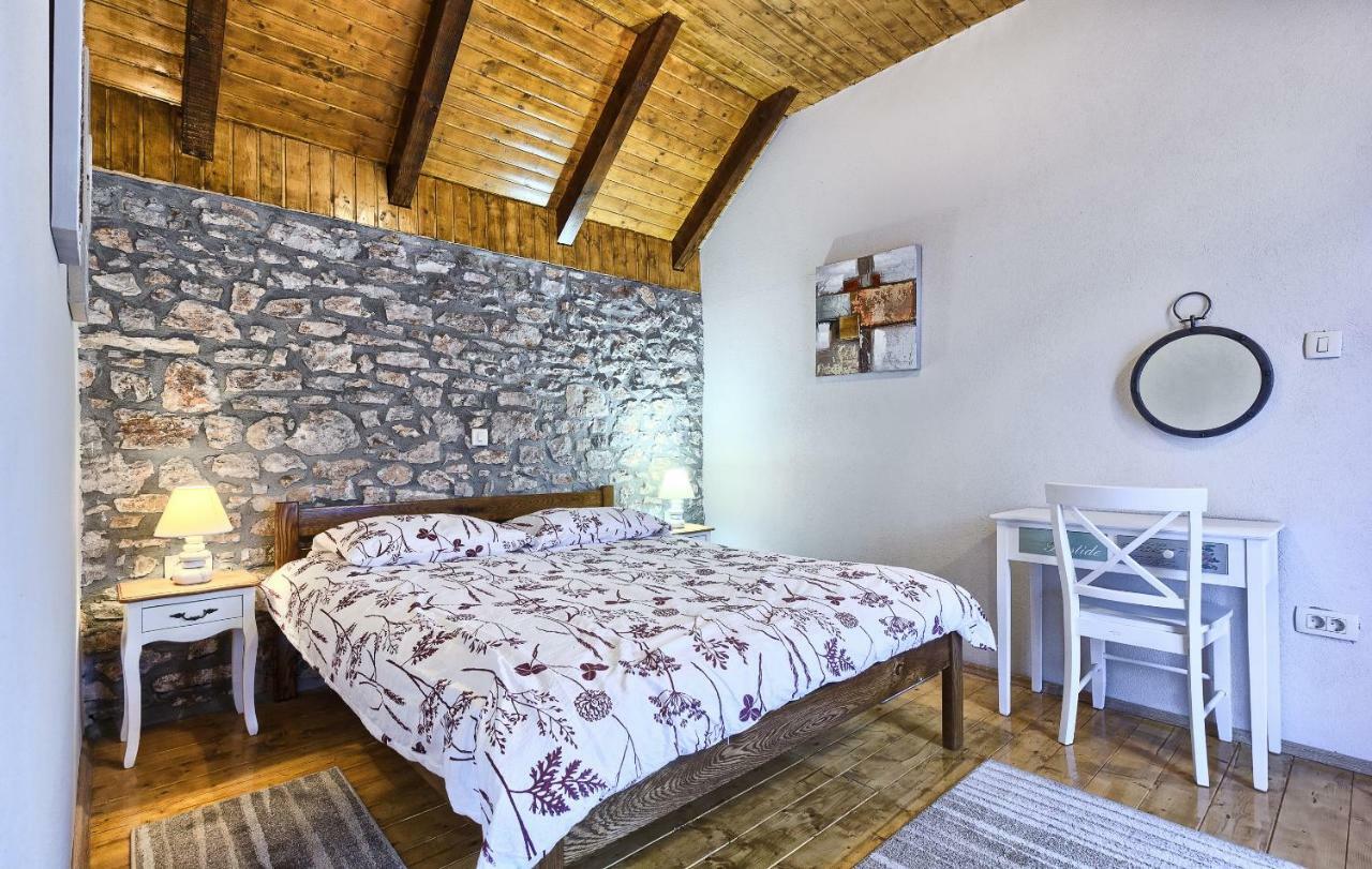 Biorine Dalmatia Stone House - Heated Pool旅馆 外观 照片