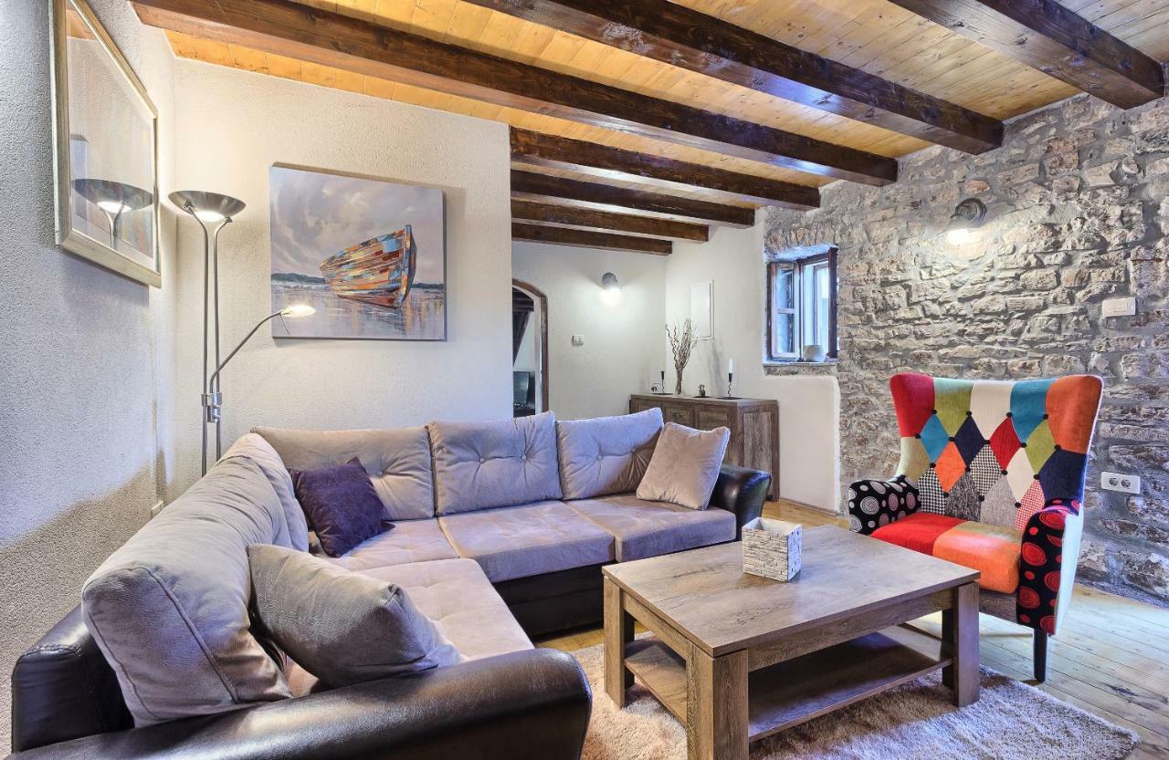 Biorine Dalmatia Stone House - Heated Pool旅馆 外观 照片