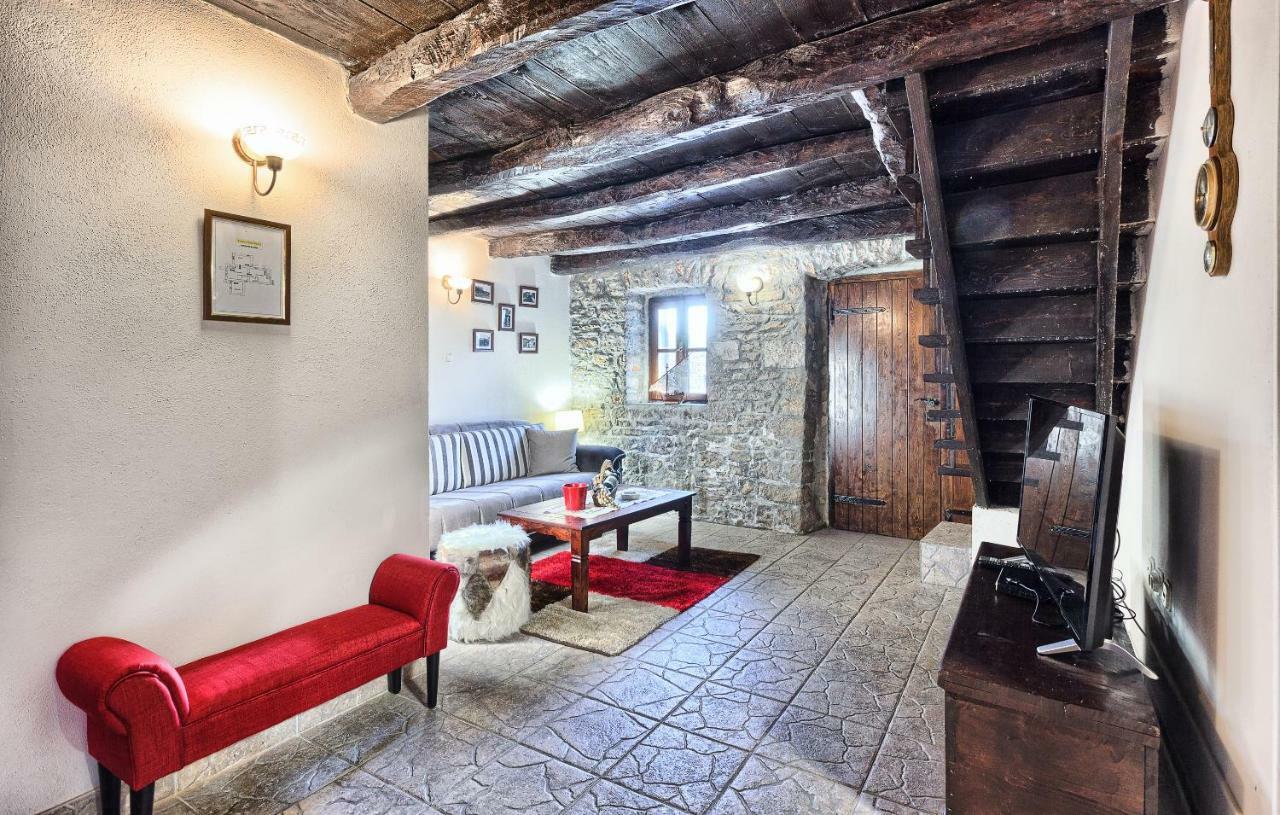 Biorine Dalmatia Stone House - Heated Pool旅馆 外观 照片