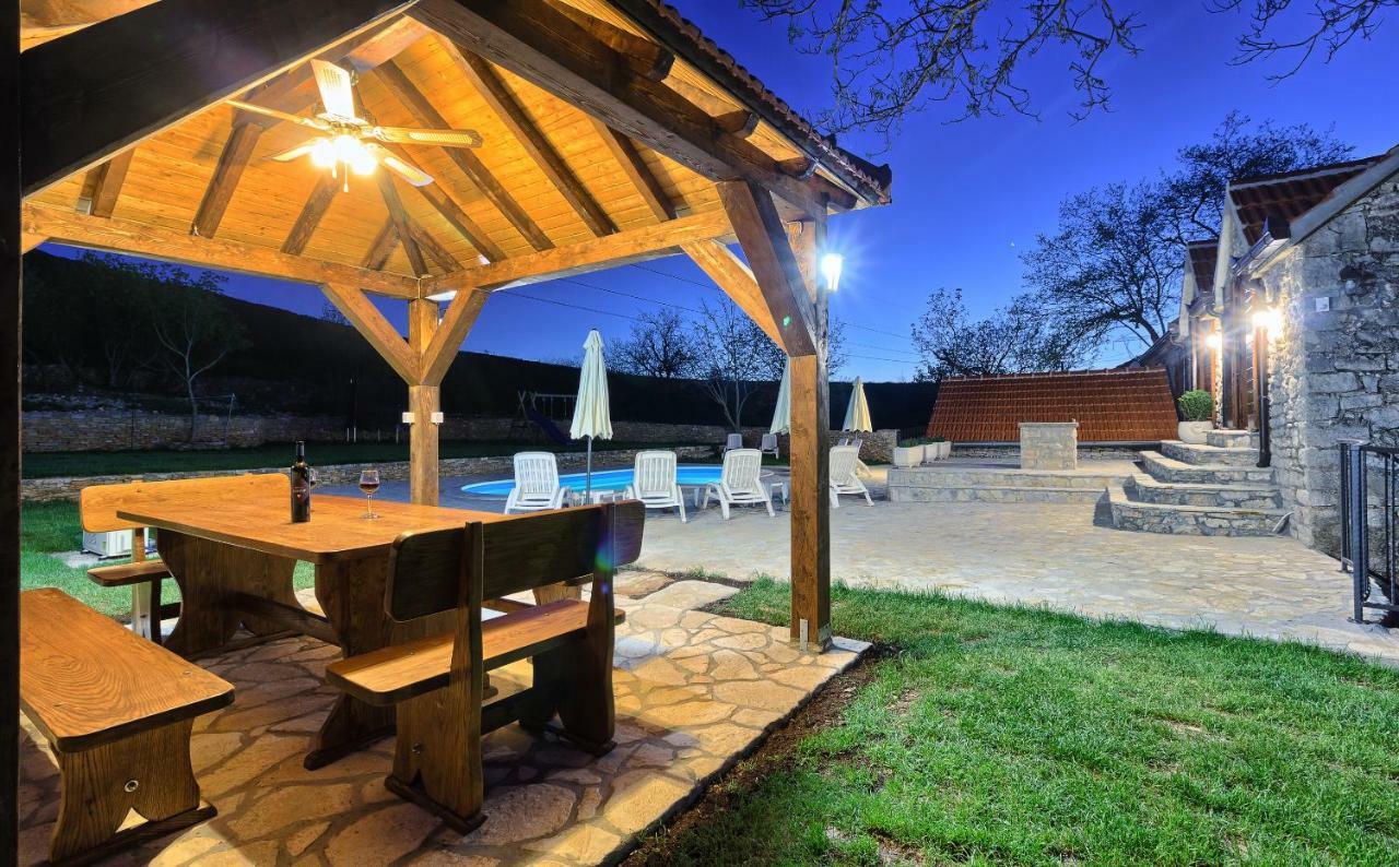 Biorine Dalmatia Stone House - Heated Pool旅馆 外观 照片