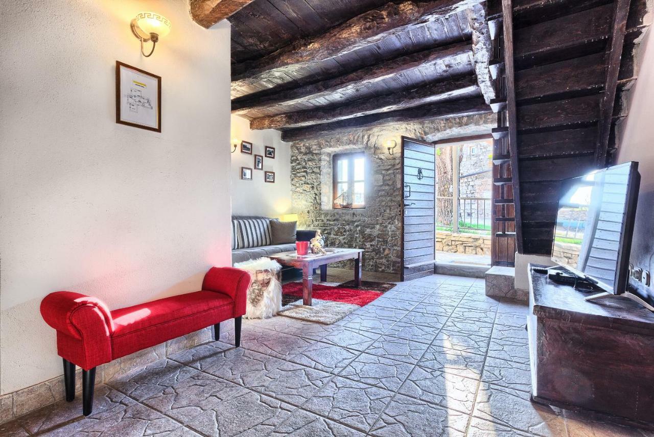 Biorine Dalmatia Stone House - Heated Pool旅馆 外观 照片